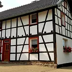 Super Gemuetlich - Daspaterhaus
