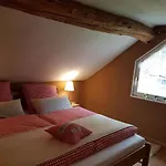 Super Gemuetlich - Daspaterhaus